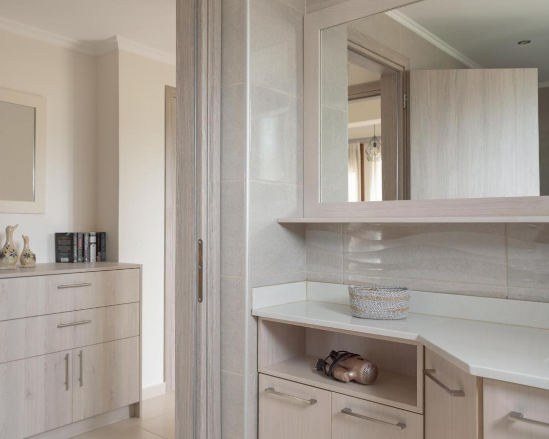 Dina Apartments Скалета Екстериор снимка