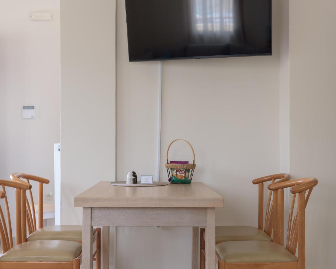 Dina Apartments Скалета Екстериор снимка
